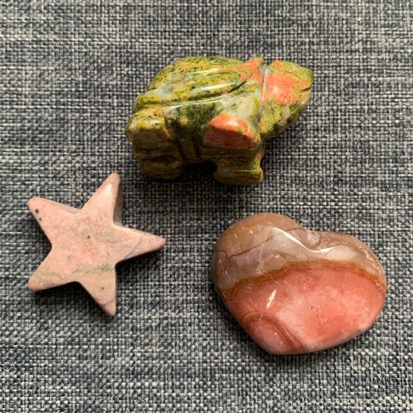 Carved Crystal Bundle - Picture 4 of 4